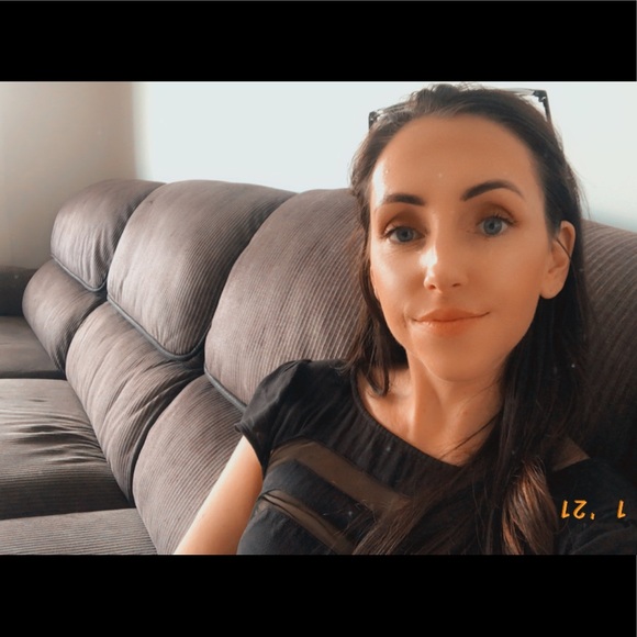 Meet your Posher, Ashleigh - Picture 1 of 1